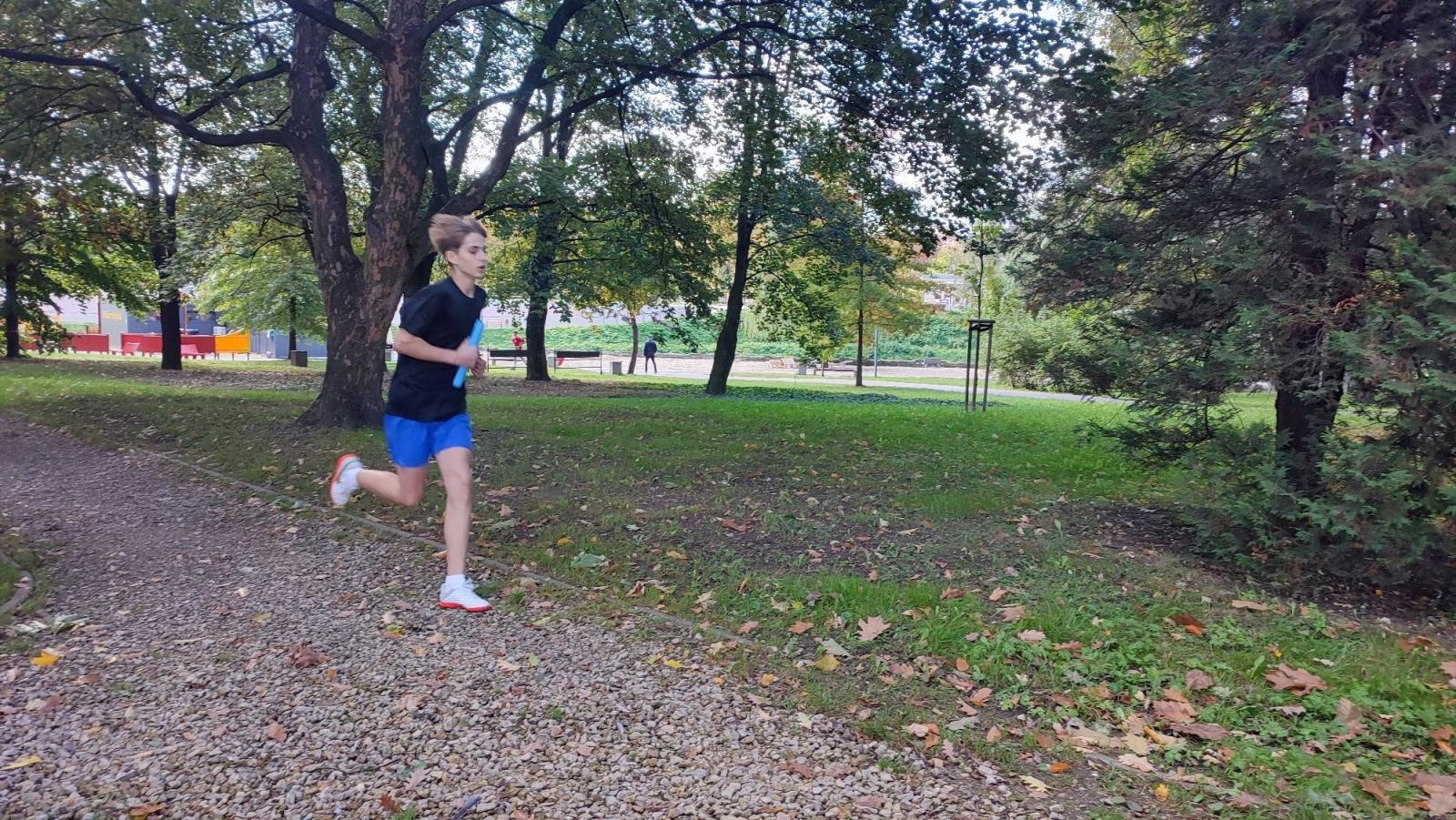 Zdjęcie w galerii na portalu naszraciborz.pl: Rejonowe finały w Sztafetowych Biegach Przełajowych [FOTO i WYNIKI] wiadomości z regionu