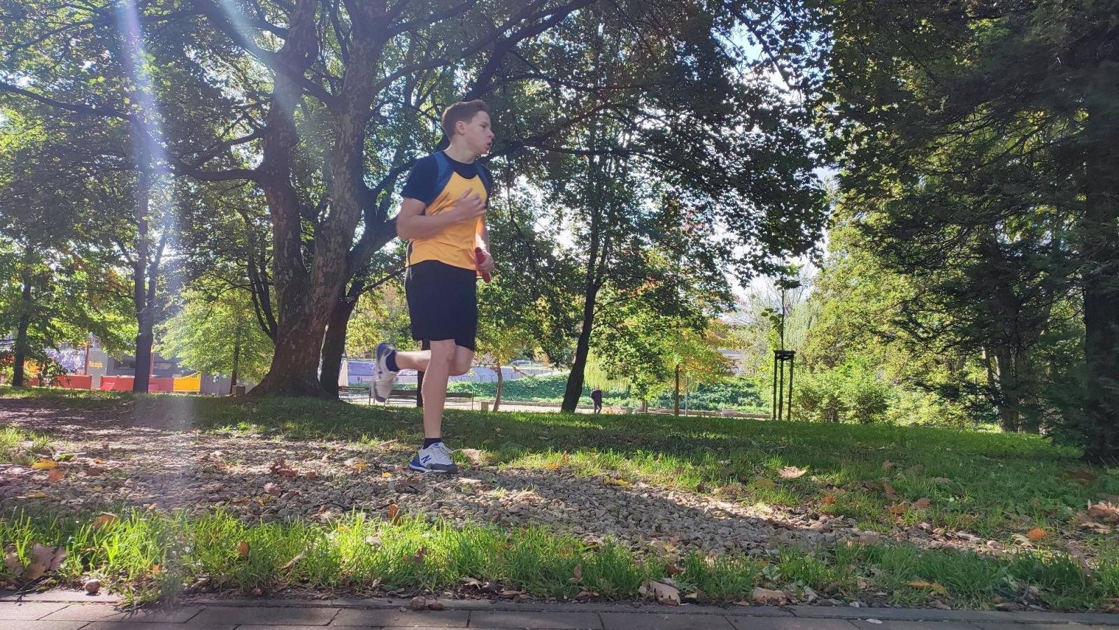 Zdjęcie w galerii na portalu naszraciborz.pl: Rejonowe finały w Sztafetowych Biegach Przełajowych [FOTO i WYNIKI] wiadomości z regionu