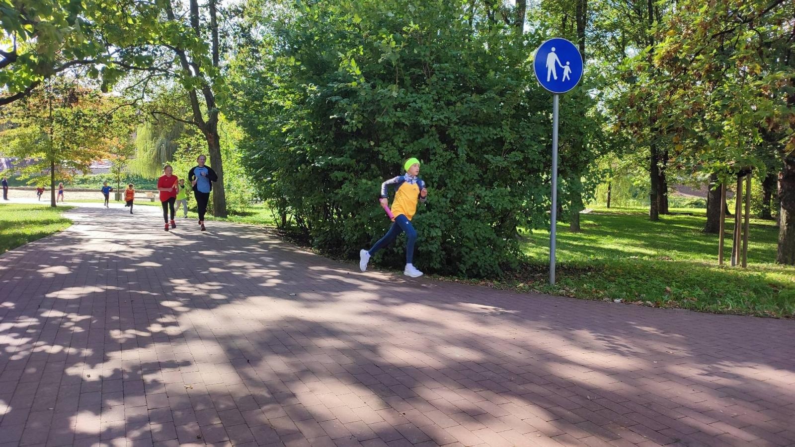 Zdjęcie w galerii na portalu naszraciborz.pl: Rejonowe finały w Sztafetowych Biegach Przełajowych [FOTO i WYNIKI] wiadomości z regionu