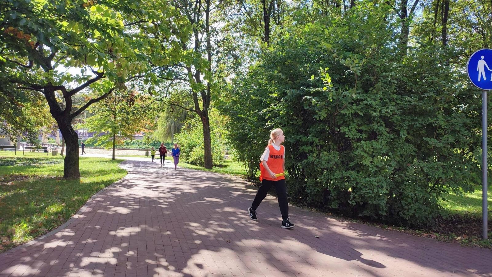 Zdjęcie w galerii na portalu naszraciborz.pl: Rejonowe finały w Sztafetowych Biegach Przełajowych [FOTO i WYNIKI] wiadomości z regionu