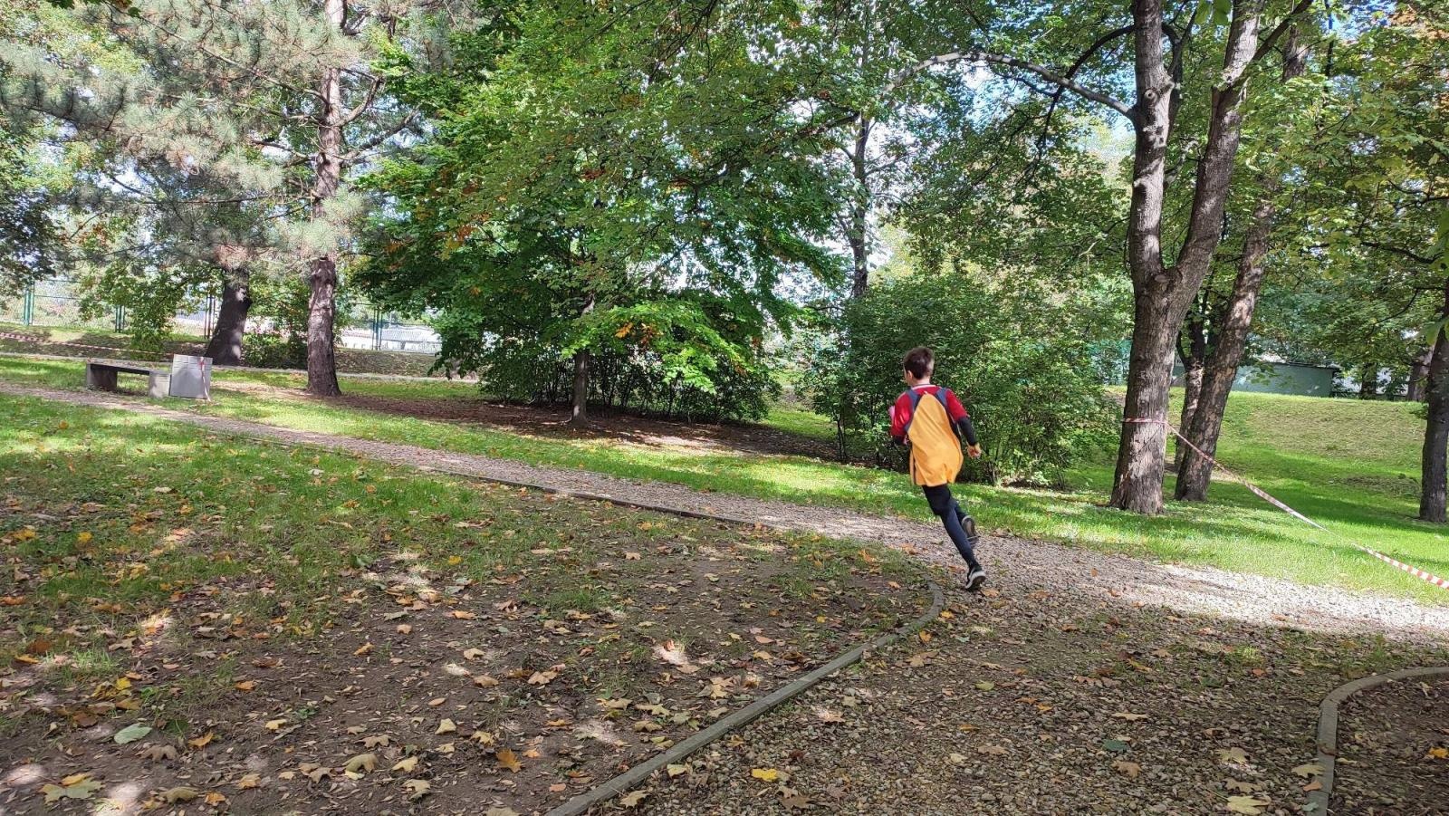 Zdjęcie w galerii na portalu naszraciborz.pl: Rejonowe finały w Sztafetowych Biegach Przełajowych [FOTO i WYNIKI] wiadomości z regionu