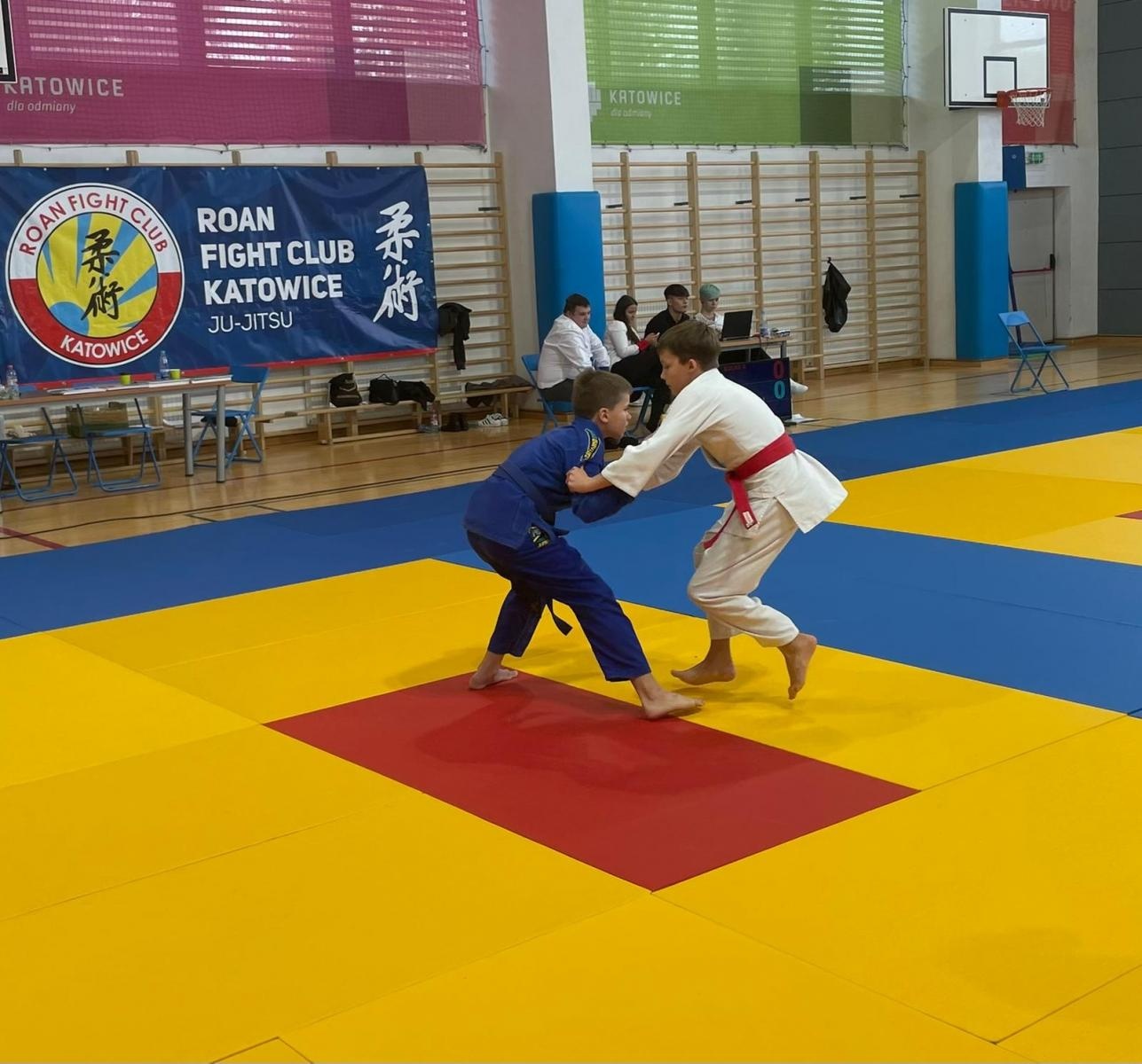 Zdjęcie w galerii na portalu naszraciborz.pl: Łamatorzy z Raciborza wrócili na maty wiadomości z regionu