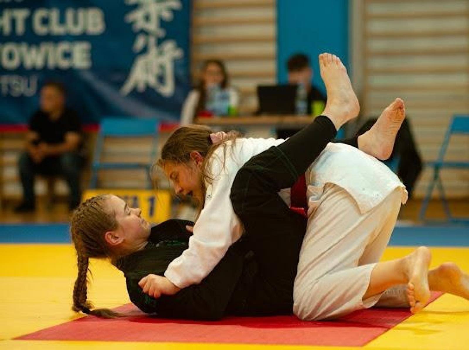 Zdjęcie w galerii na portalu naszraciborz.pl: Łamatorzy z Raciborza wrócili na maty wiadomości z regionu