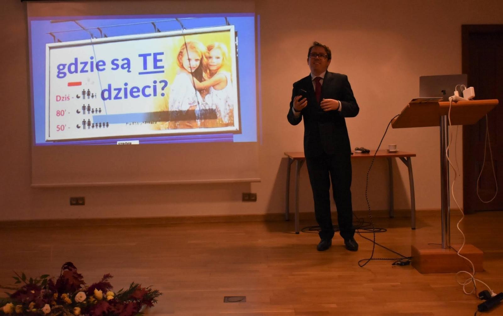 Zdjęcie w galerii na portalu naszraciborz.pl: Na zamku dyskutowano o zdrowiu psychicznym wiadomości z regionu