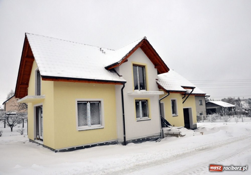 Zdjęcie w galerii na portalu naszraciborz.pl: Sprzedam DOM w BRZEZIU na Widoku wiadomości z regionu