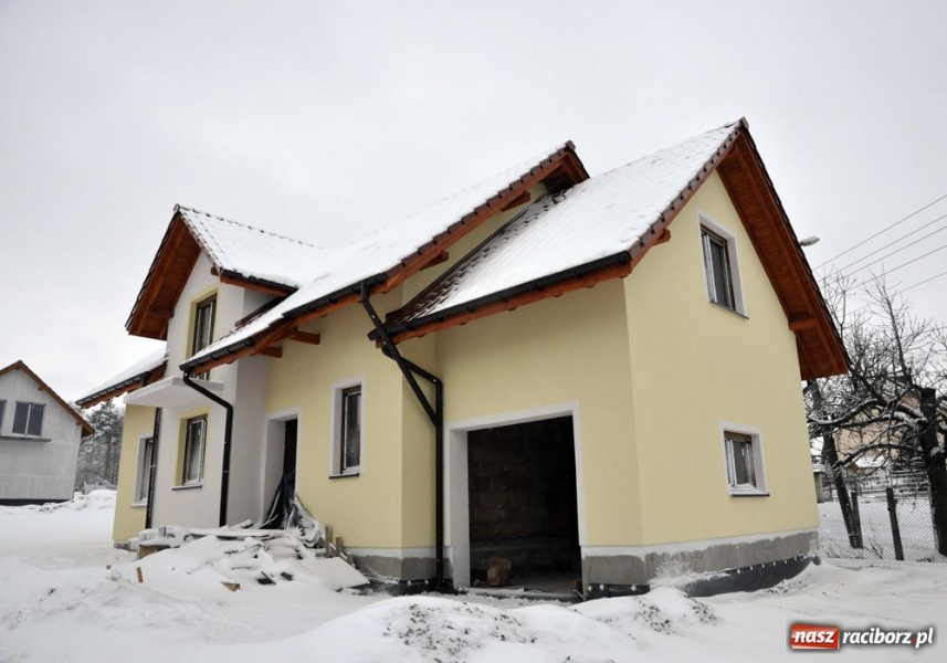 Zdjęcie w galerii na portalu naszraciborz.pl: Sprzedam DOM w BRZEZIU na Widoku wiadomości z regionu