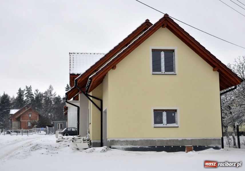 Zdjęcie w galerii na portalu naszraciborz.pl: Sprzedam DOM w BRZEZIU na Widoku wiadomości z regionu