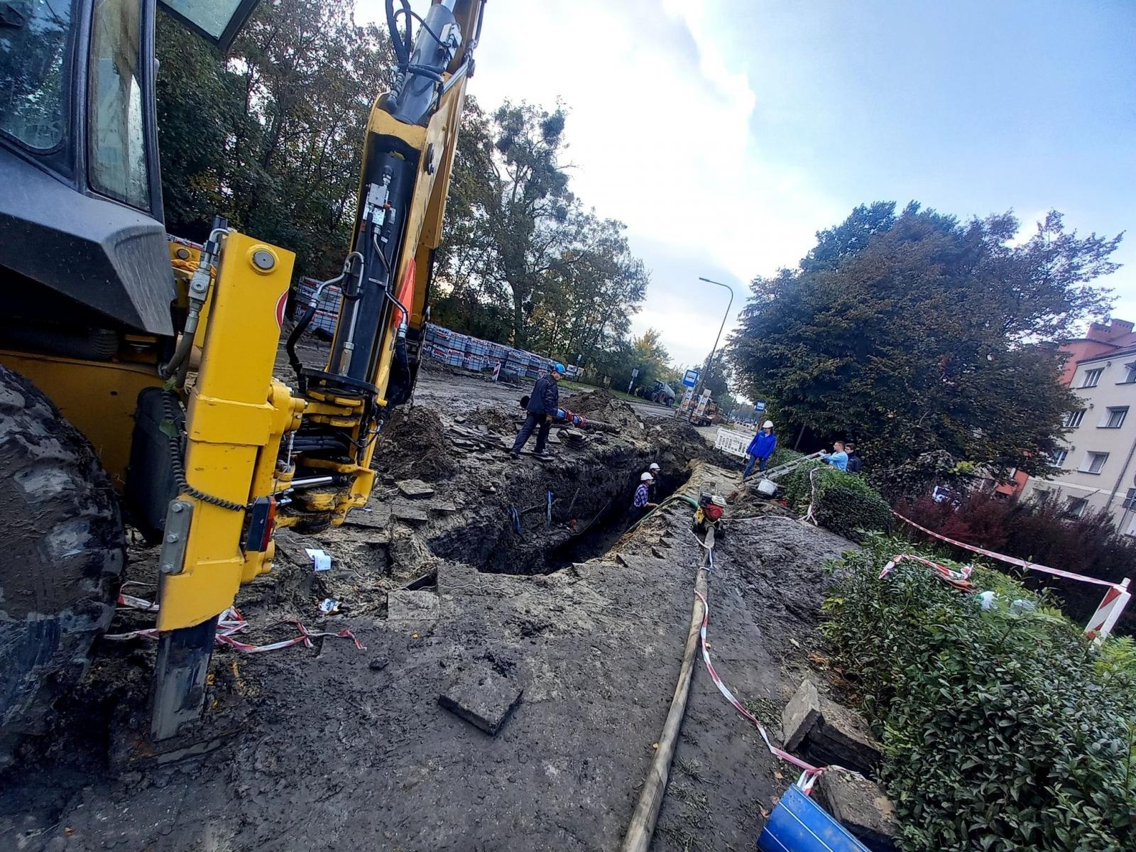 Zdjęcie w galerii na portalu naszraciborz.pl: Poważna awaria wodociągu na ul. Kościuszki wiadomości z regionu