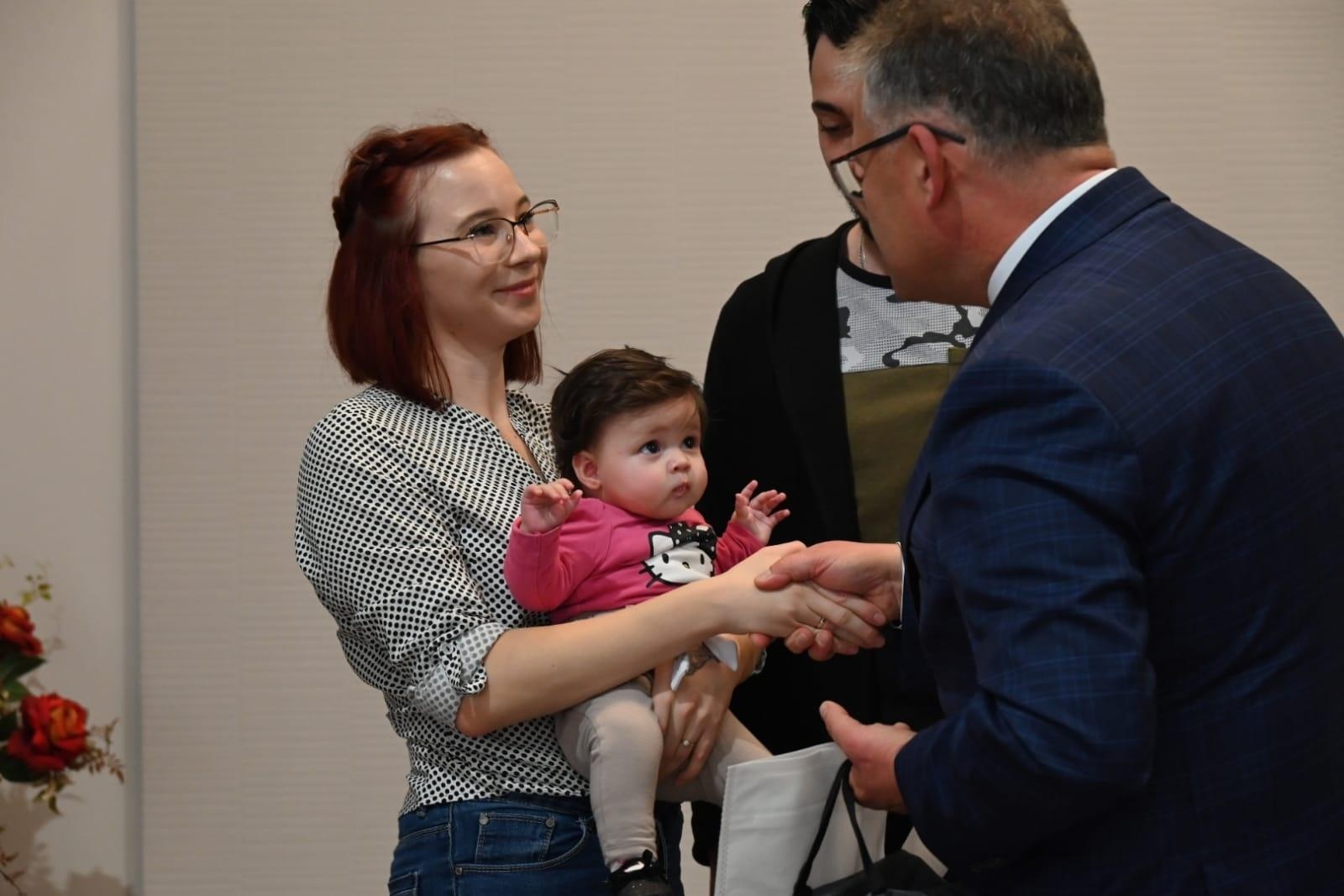 Zdjęcie w galerii na portalu naszraciborz.pl: W gminie Krzyżanowice powitano najmłodszych obywateli [FOTO] wiadomości z regionu