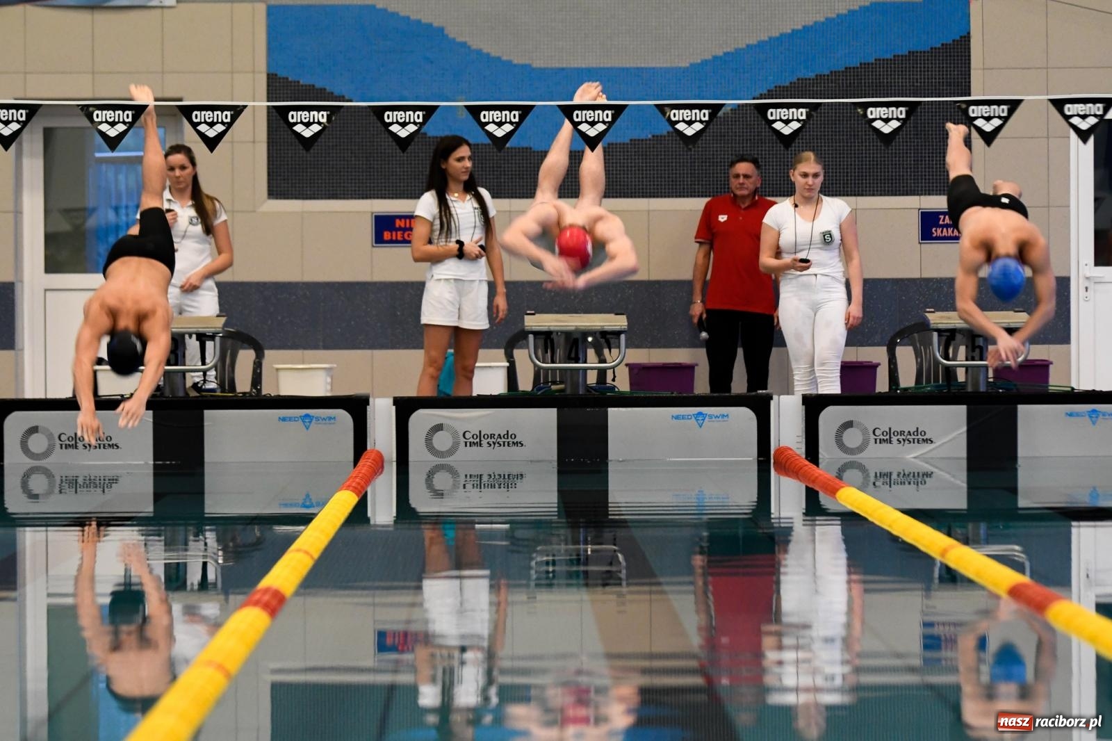 Zdjęcie w galerii na portalu naszraciborz.pl: Pływackie sprinty w Raciborzu. Stawką Puchar Marszałka wiadomości z regionu
