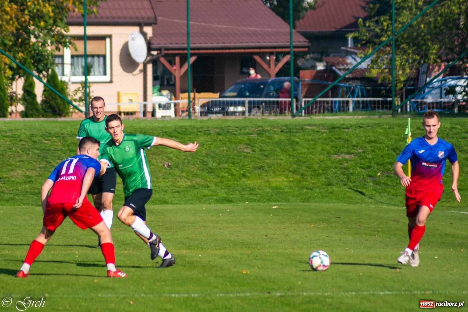 Zdjęcie w galerii na portalu naszraciborz.pl: Kolejarz Chałupki z kolejną wygraną. Zabełków wciąż na dnie [FOTO] wiadomości z regionu