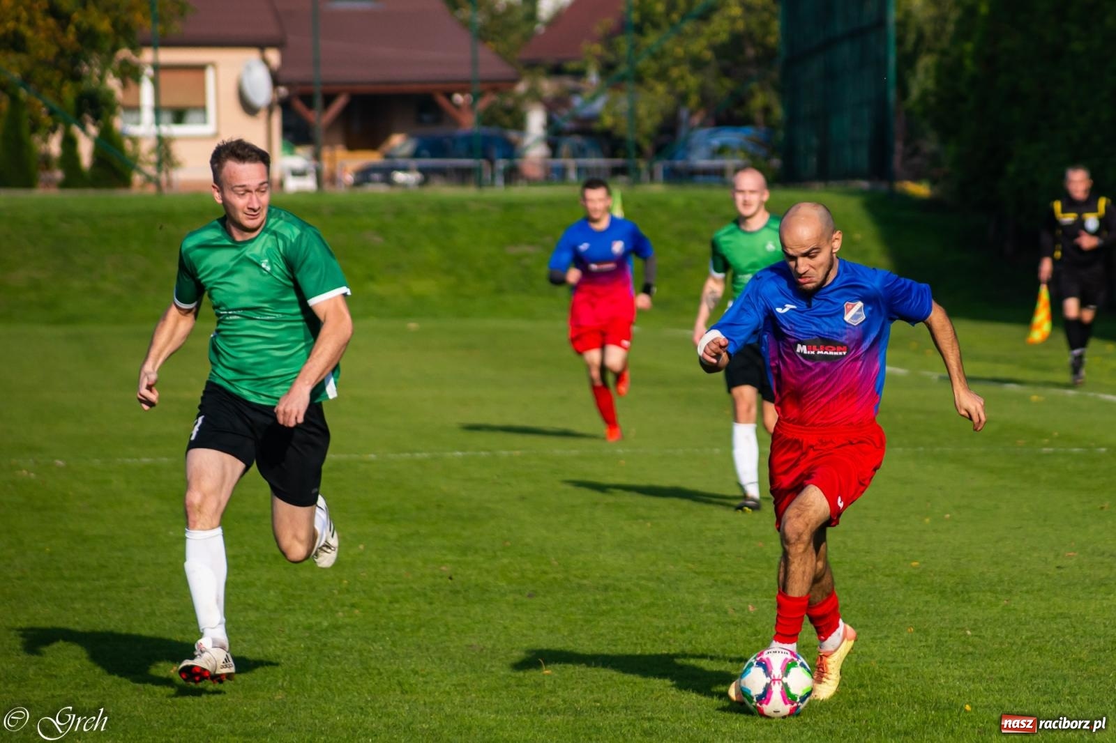 Zdjęcie w galerii na portalu naszraciborz.pl: Kolejarz Chałupki z kolejną wygraną. Zabełków wciąż na dnie [FOTO] wiadomości z regionu