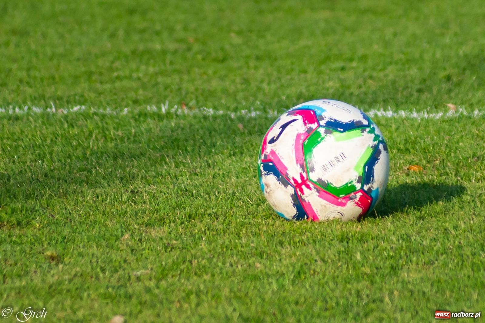 Zdjęcie w galerii na portalu naszraciborz.pl: Kolejarz Chałupki z kolejną wygraną. Zabełków wciąż na dnie [FOTO] wiadomości z regionu