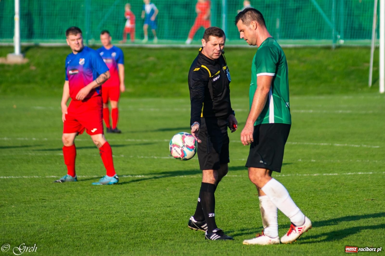 Zdjęcie w galerii na portalu naszraciborz.pl: Kolejarz Chałupki z kolejną wygraną. Zabełków wciąż na dnie [FOTO] wiadomości z regionu