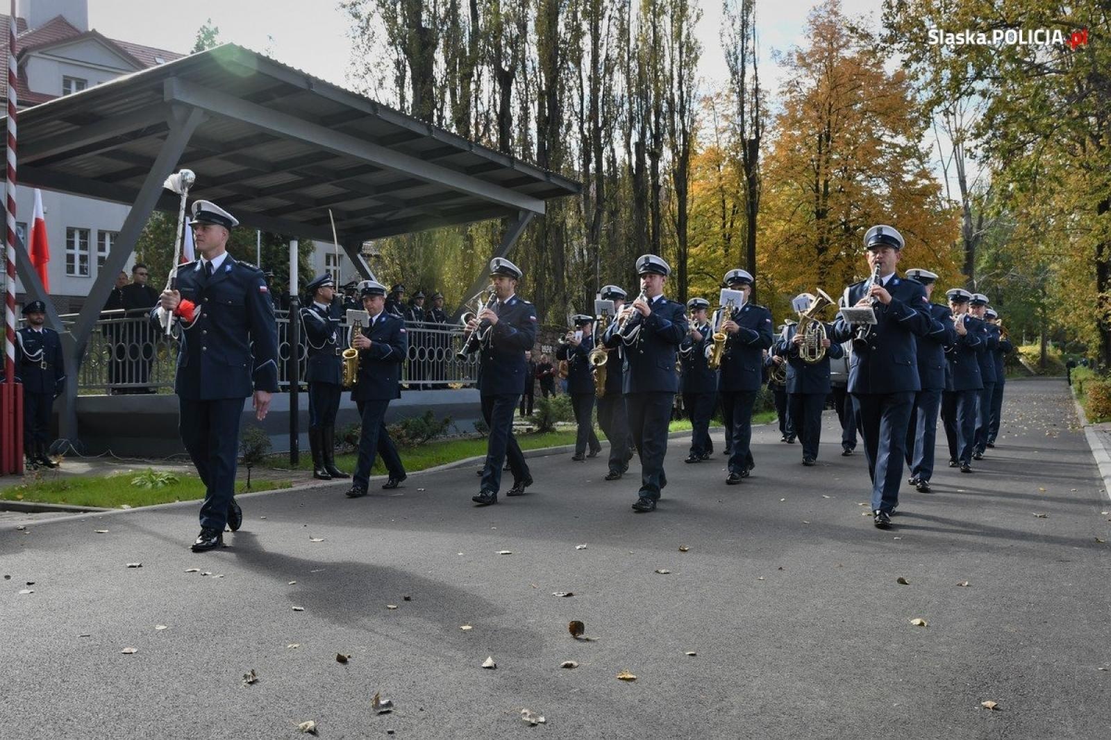 Zdjęcie w galerii na portalu naszraciborz.pl: Ślubowanie za nimi. Teraz półroczne szkolenie wiadomości z regionu