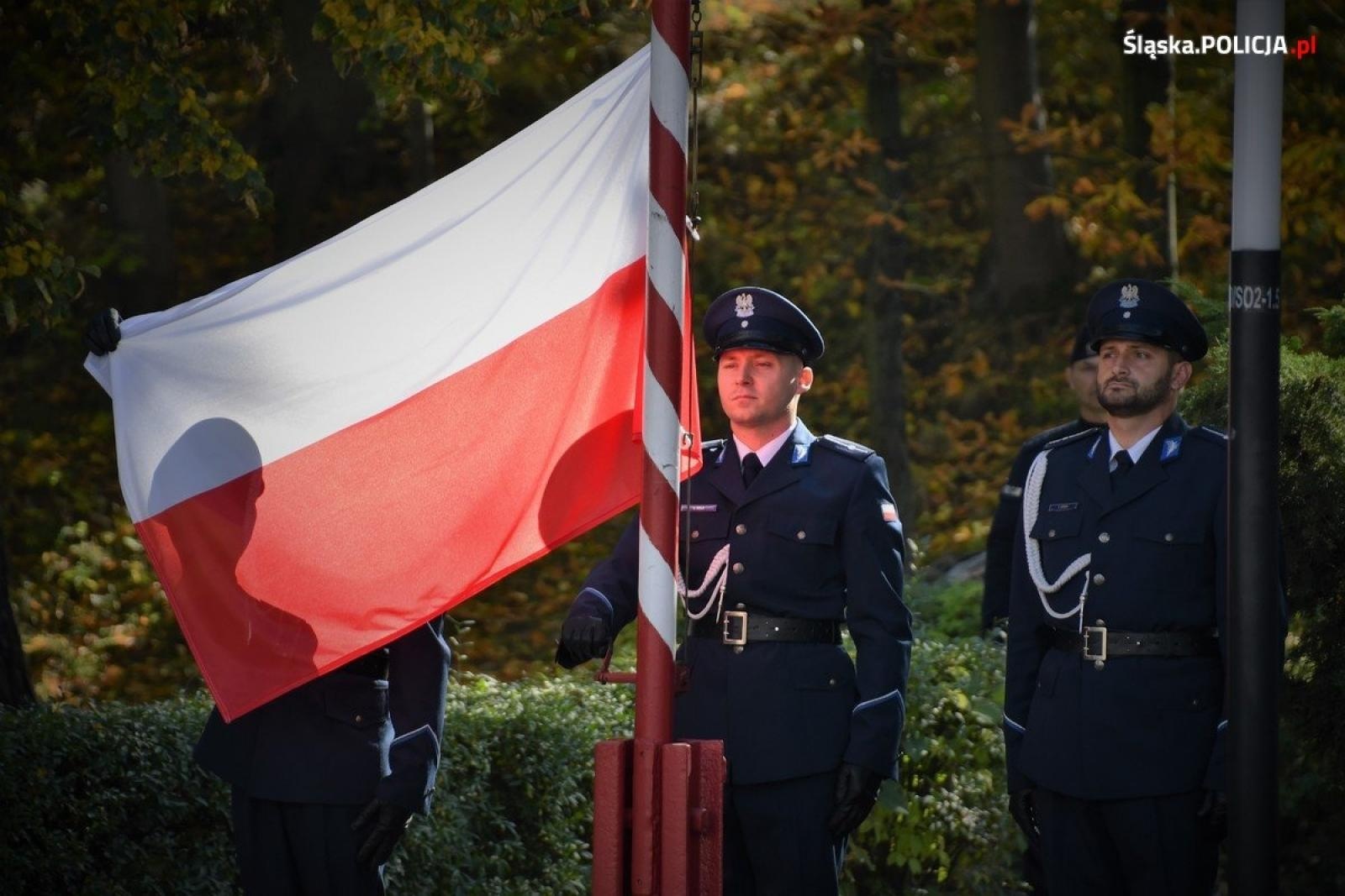 Zdjęcie w galerii na portalu naszraciborz.pl: Ślubowanie za nimi. Teraz półroczne szkolenie wiadomości z regionu
