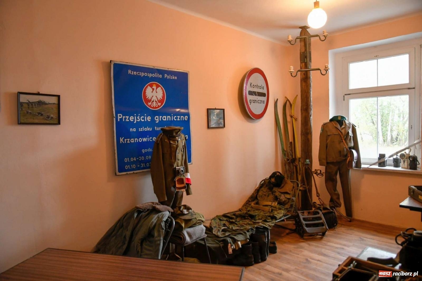Zdjęcie w galerii na portalu naszraciborz.pl: Już w sobotę zwiedzanie izby regionalnej w Krzanowicach wiadomości z regionu