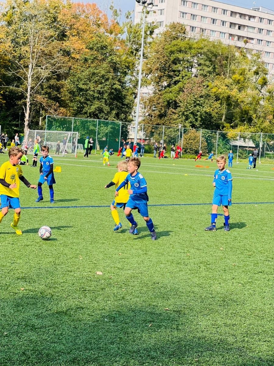 Zdjęcie w galerii na portalu naszraciborz.pl: Żaki Markowic z pucharem Starosty Poruby [FOTO] wiadomości z regionu