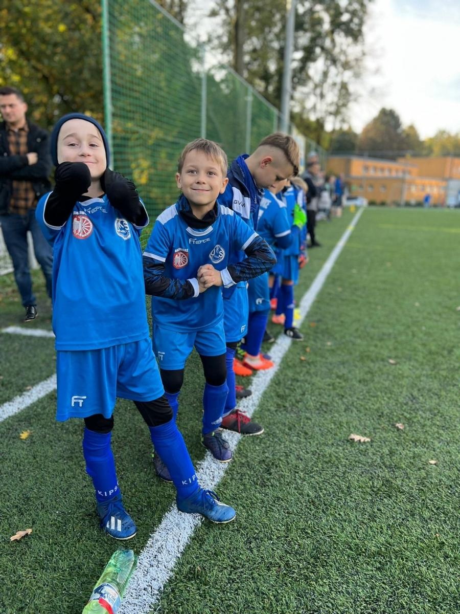 Zdjęcie w galerii na portalu naszraciborz.pl: Żaki Markowic z pucharem Starosty Poruby [FOTO] wiadomości z regionu