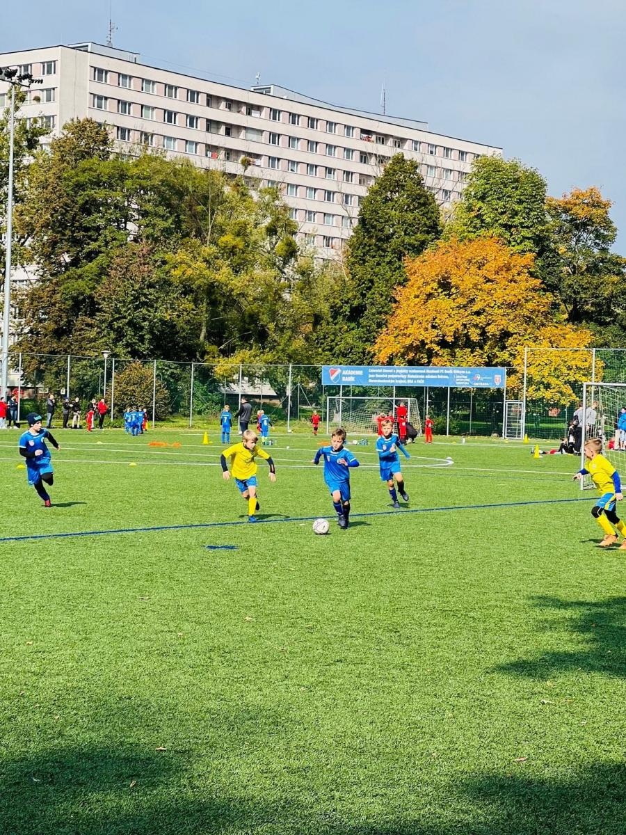 Zdjęcie w galerii na portalu naszraciborz.pl: Żaki Markowic z pucharem Starosty Poruby [FOTO] wiadomości z regionu