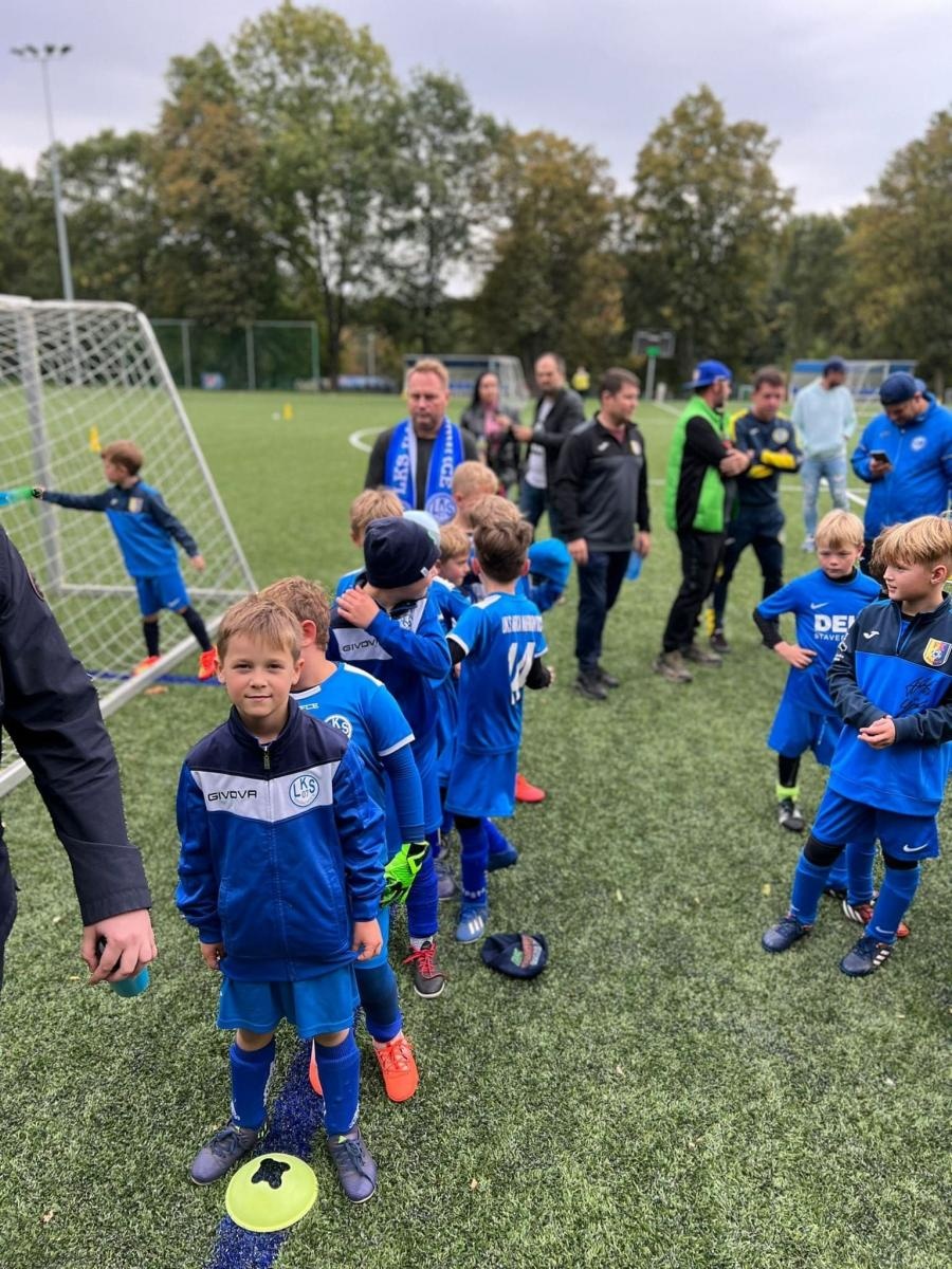 Zdjęcie w galerii na portalu naszraciborz.pl: Żaki Markowic z pucharem Starosty Poruby [FOTO] wiadomości z regionu