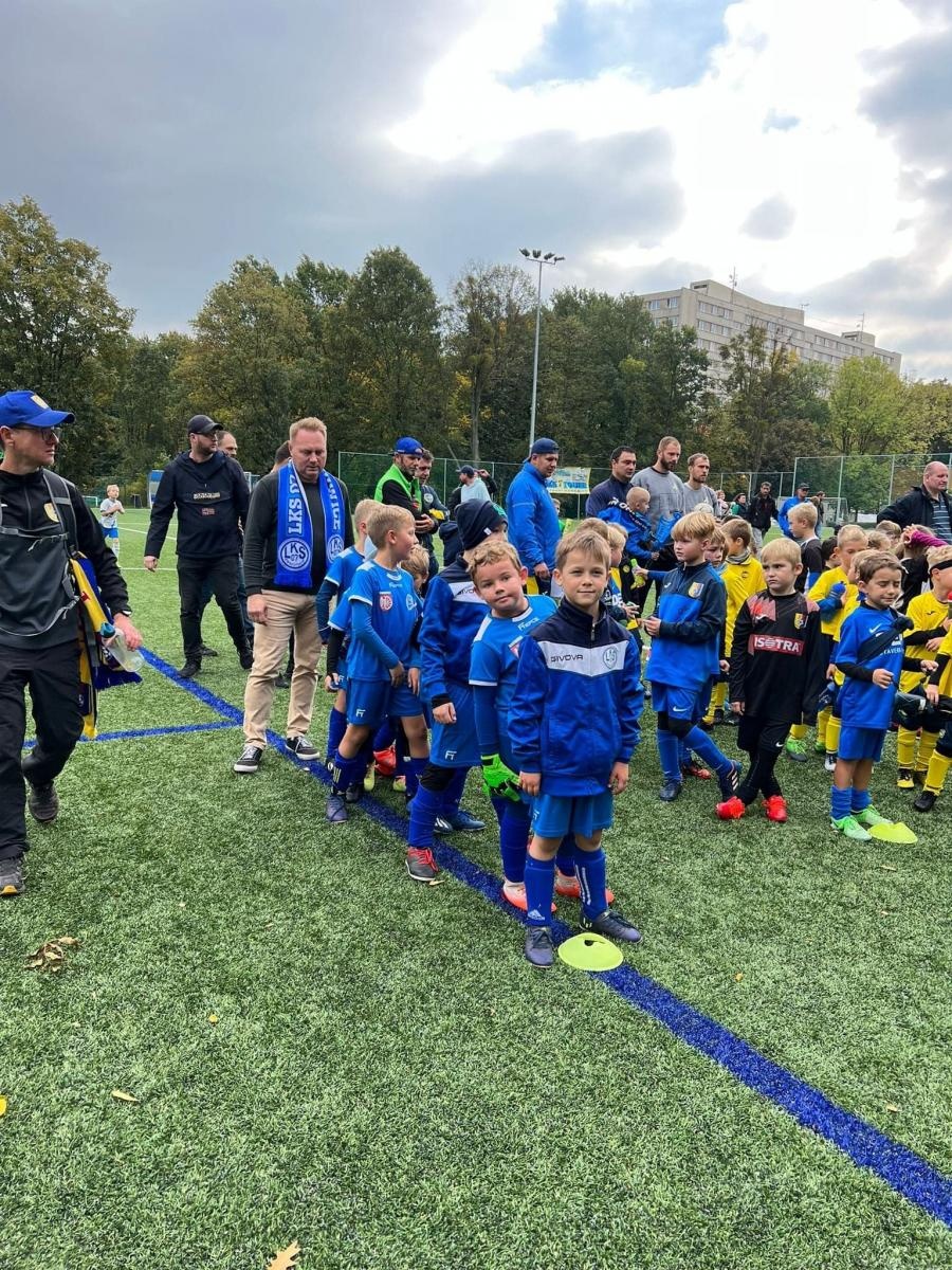 Zdjęcie w galerii na portalu naszraciborz.pl: Żaki Markowic z pucharem Starosty Poruby [FOTO] wiadomości z regionu