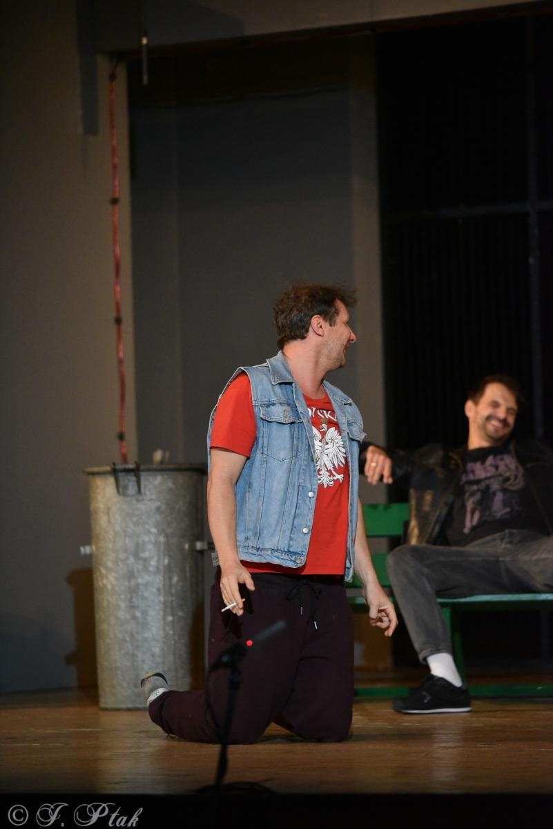 Zdjęcie w galerii na portalu naszraciborz.pl: Goło i wesoło na deskach RCK [FOTO] wiadomości z regionu