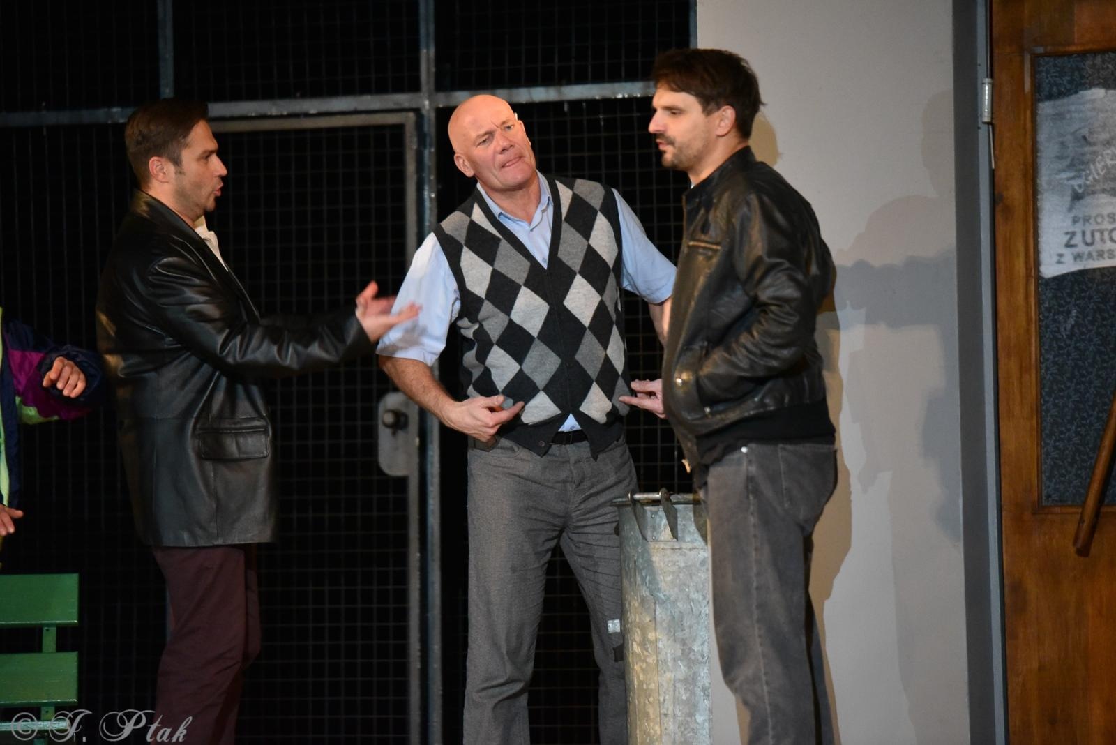 Zdjęcie w galerii na portalu naszraciborz.pl: Goło i wesoło na deskach RCK [FOTO] wiadomości z regionu