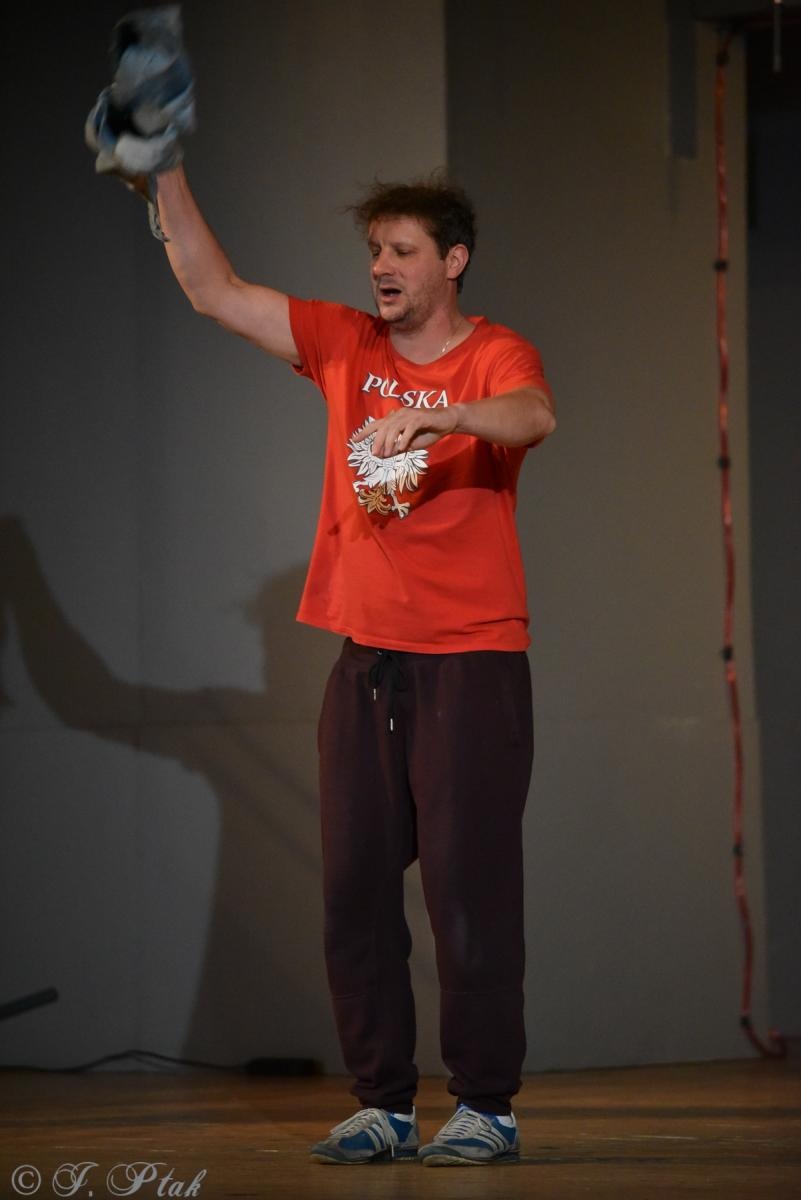 Zdjęcie w galerii na portalu naszraciborz.pl: Goło i wesoło na deskach RCK [FOTO] wiadomości z regionu