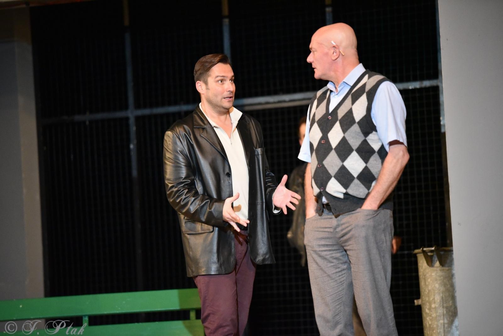 Zdjęcie w galerii na portalu naszraciborz.pl: Goło i wesoło na deskach RCK [FOTO] wiadomości z regionu