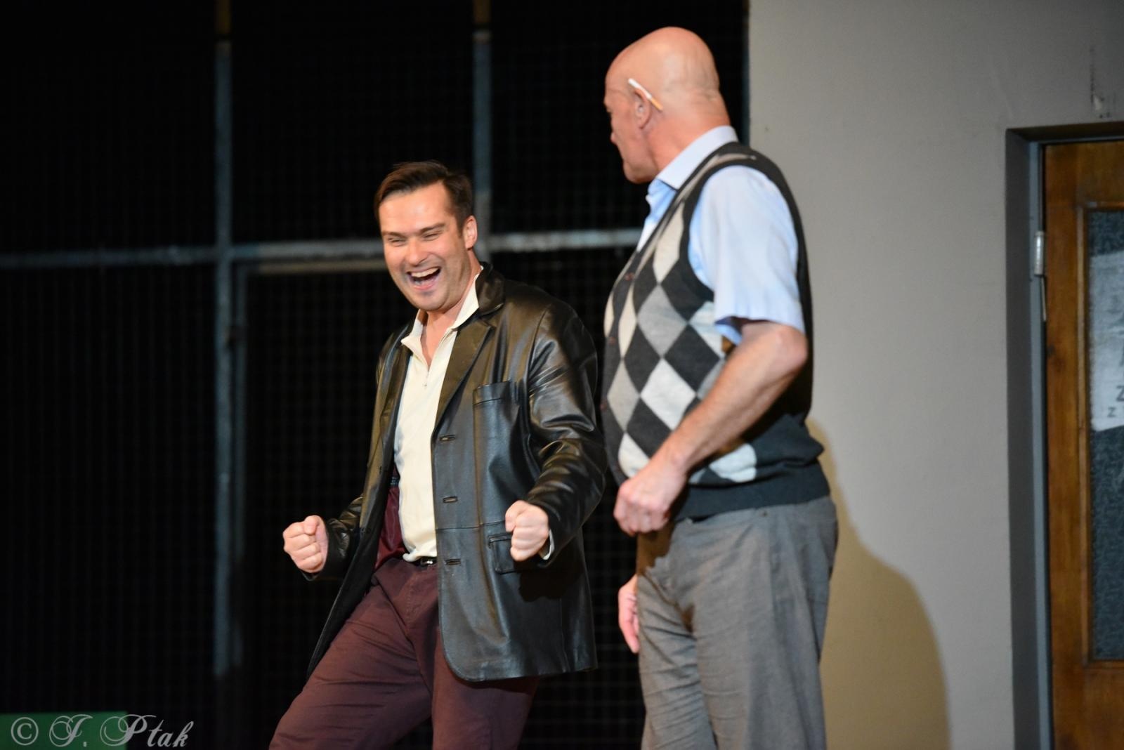 Zdjęcie w galerii na portalu naszraciborz.pl: Goło i wesoło na deskach RCK [FOTO] wiadomości z regionu