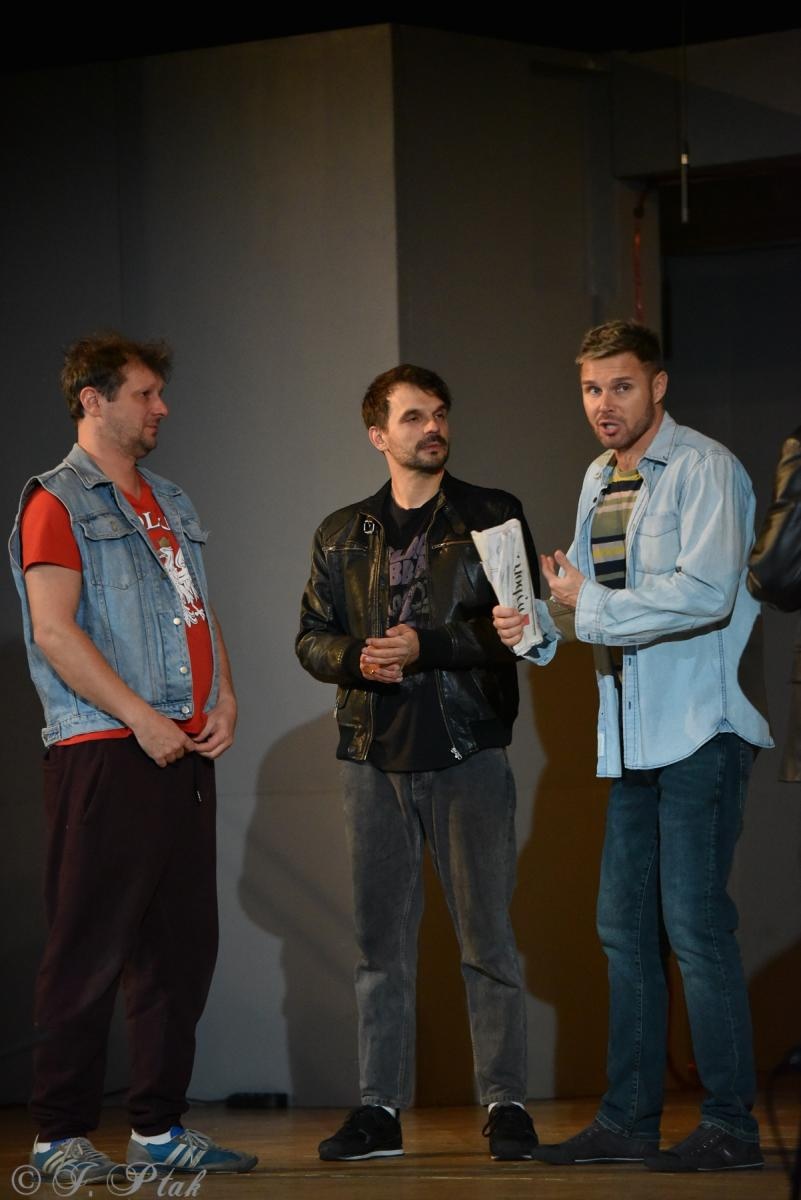 Zdjęcie w galerii na portalu naszraciborz.pl: Goło i wesoło na deskach RCK [FOTO] wiadomości z regionu