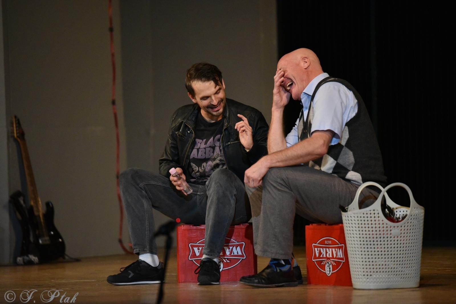 Zdjęcie w galerii na portalu naszraciborz.pl: Goło i wesoło na deskach RCK [FOTO] wiadomości z regionu