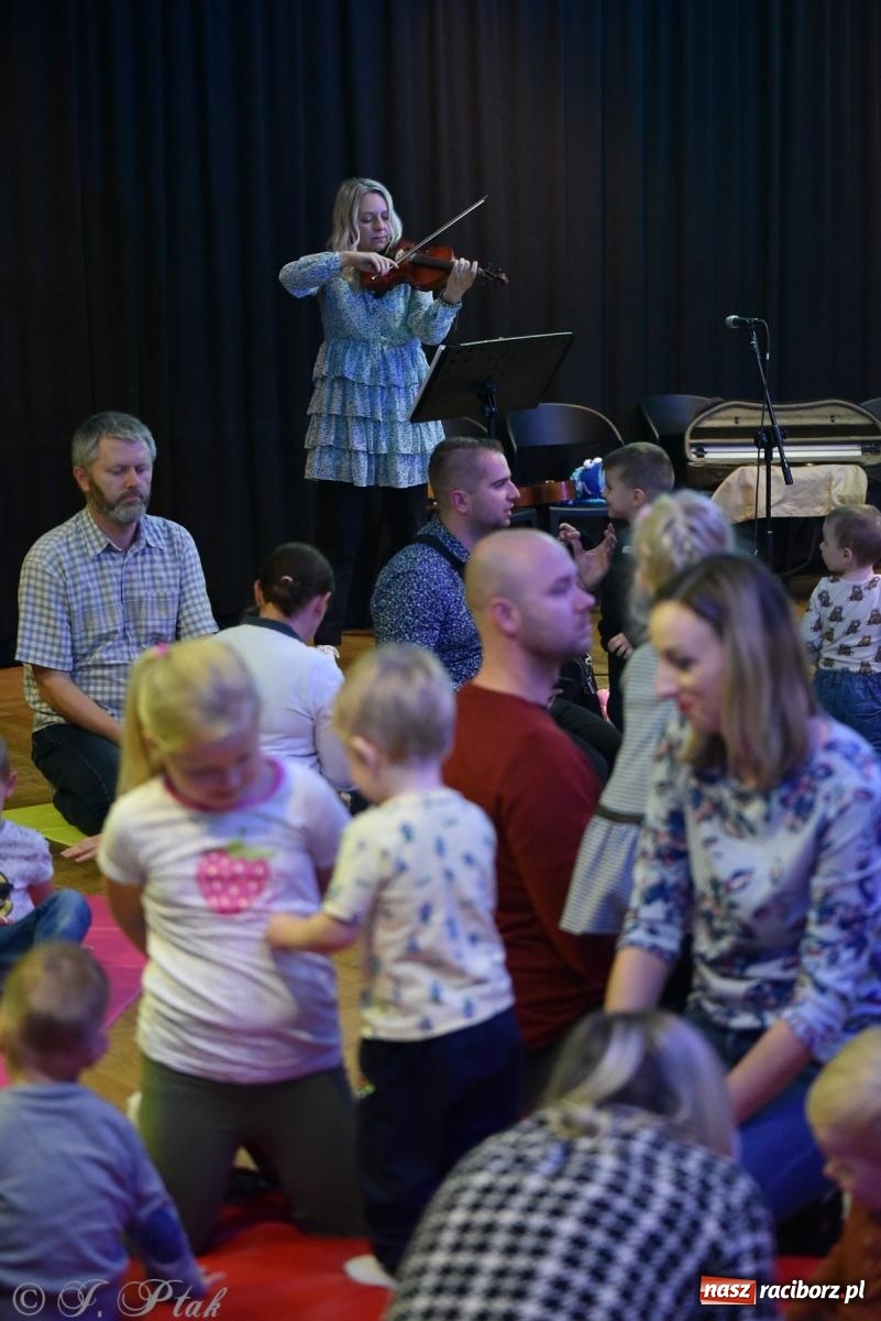 Zdjęcie w galerii na portalu naszraciborz.pl: Maluchy w krainie dźwięku wróciły po wakacyjnej przerwie [FOTO i WIDEO] wiadomości z regionu