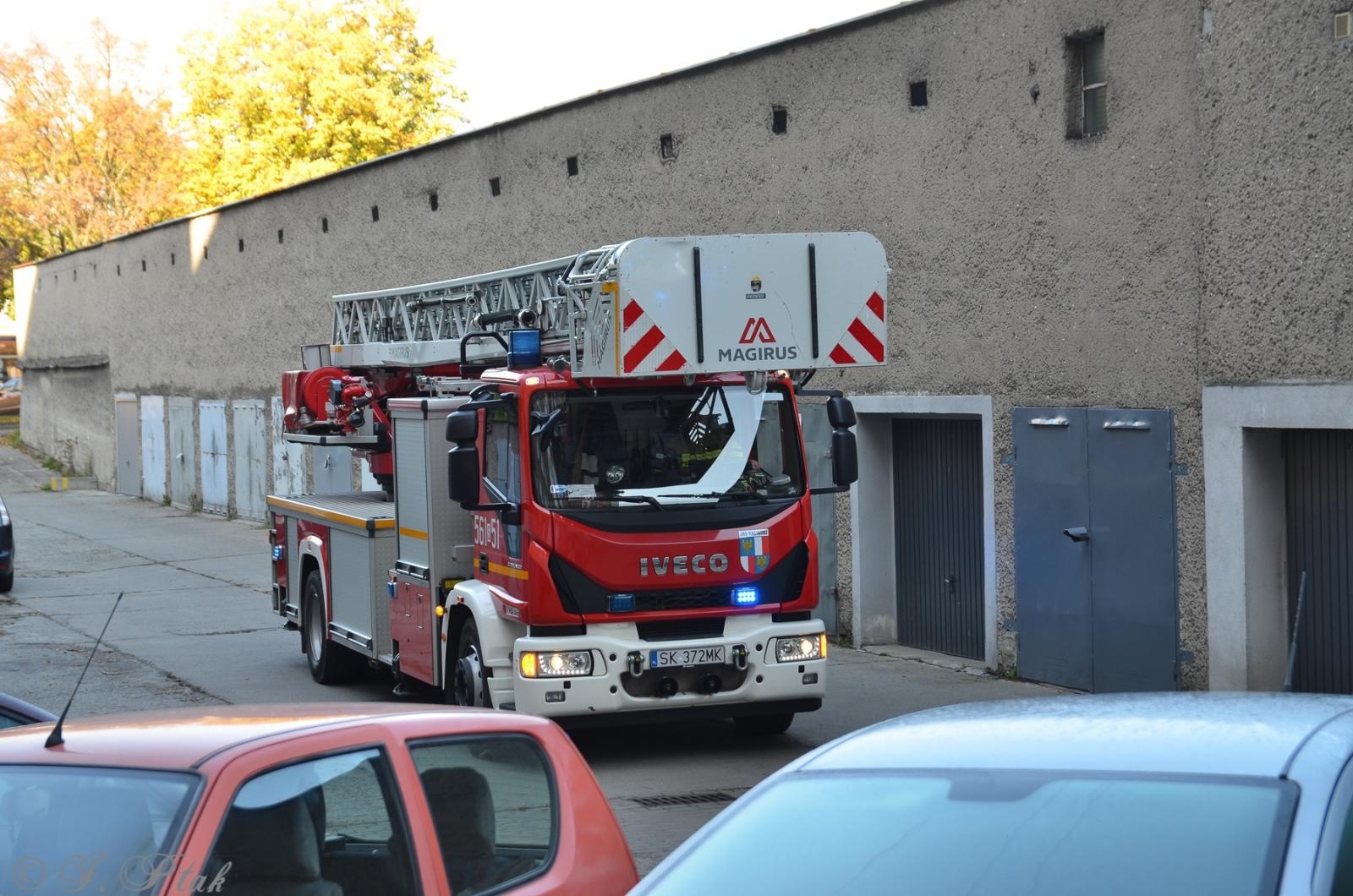 Zdjęcie w galerii na portalu naszraciborz.pl: Wszystkie służby na Katowickiej. Nie żyje mężczyzna wiadomości z regionu