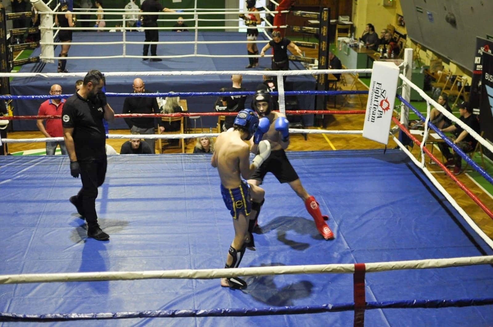 Zdjęcie w galerii na portalu naszraciborz.pl: K1 Battle of Warriors w Krakowie. Raciborzanie wracają z tarczą wiadomości z regionu