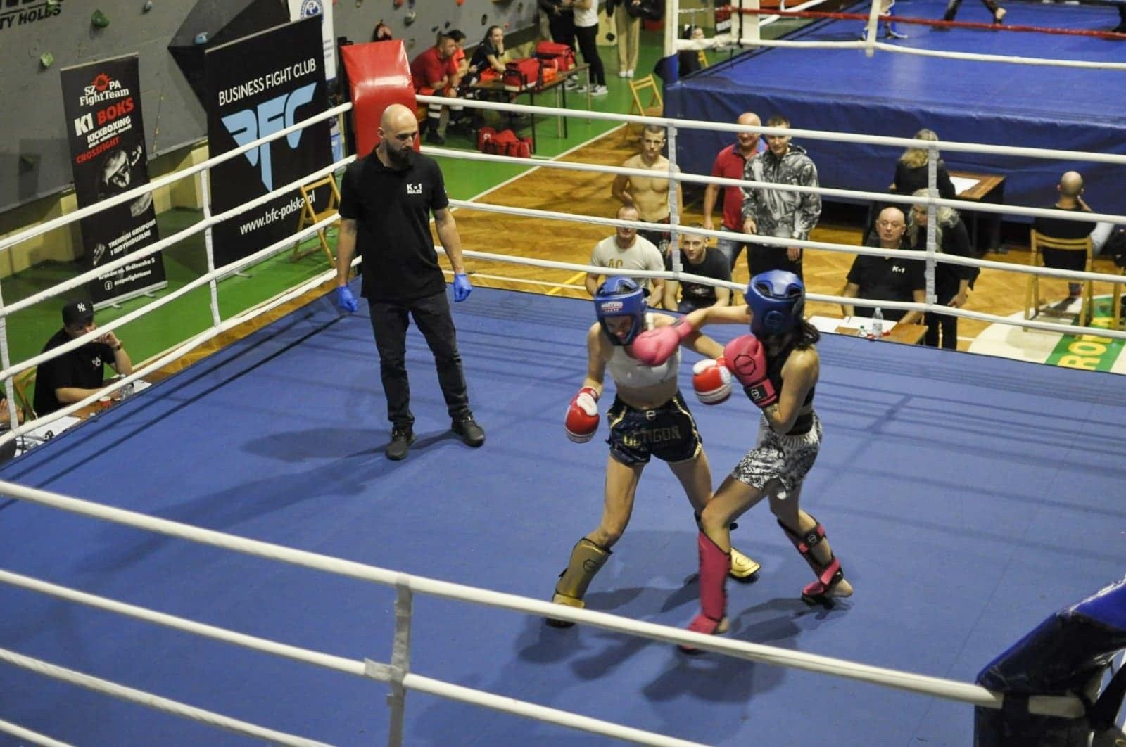 Zdjęcie w galerii na portalu naszraciborz.pl: K1 Battle of Warriors w Krakowie. Raciborzanie wracają z tarczą wiadomości z regionu