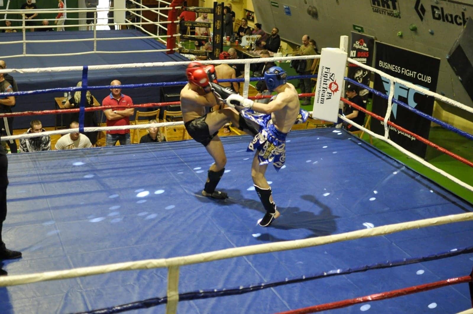 Zdjęcie w galerii na portalu naszraciborz.pl: K1 Battle of Warriors w Krakowie. Raciborzanie wracają z tarczą wiadomości z regionu