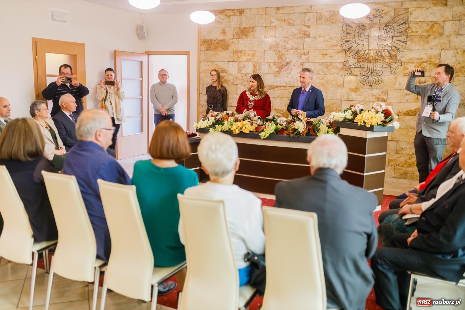 Zdjęcie w galerii na portalu naszraciborz.pl: Najważniejsza jest zgoda. Złote gody w raciborskim USC [FOTO i WIDEO] wiadomości z regionu