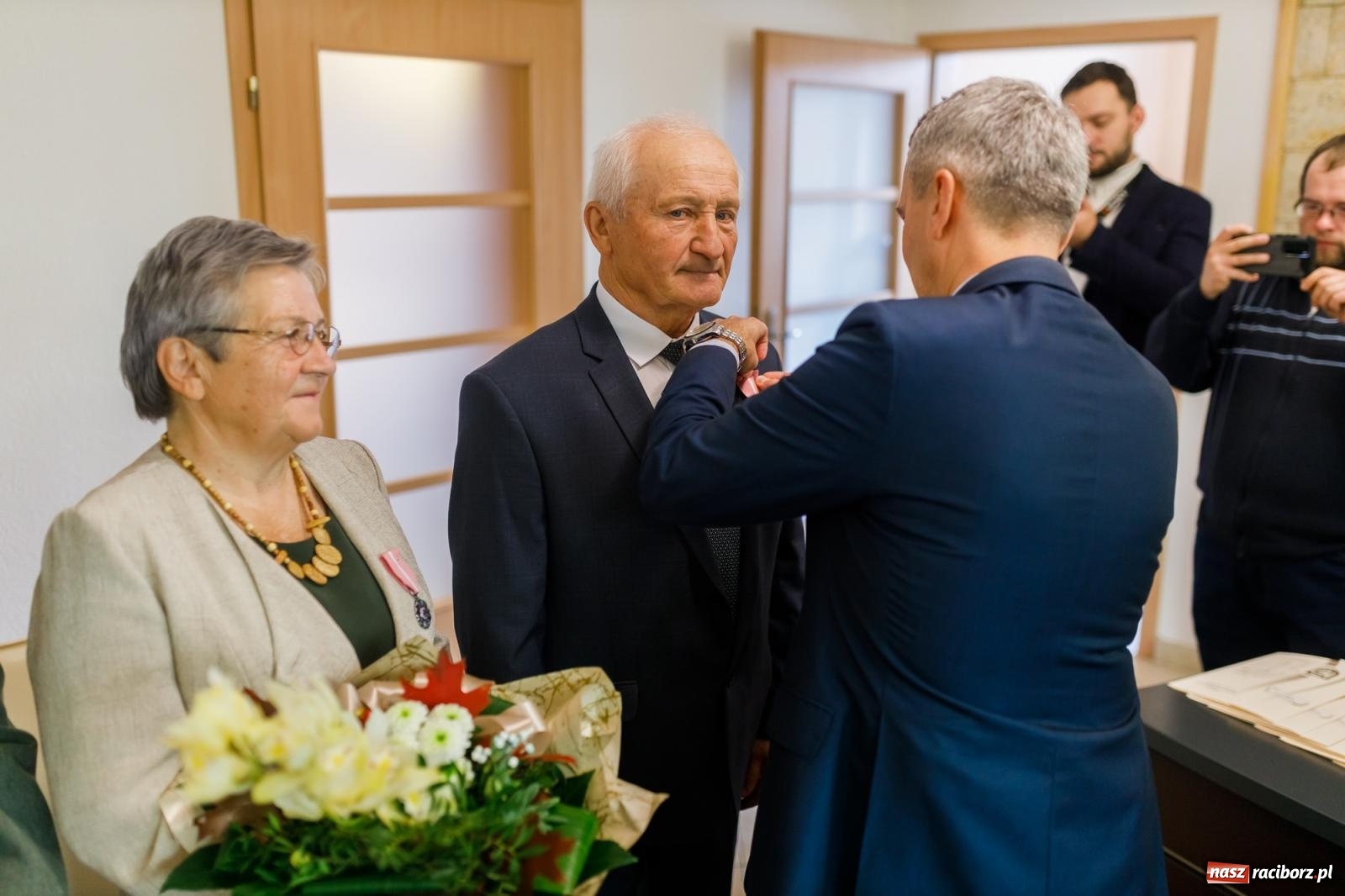 Zdjęcie w galerii na portalu naszraciborz.pl: Najważniejsza jest zgoda. Złote gody w raciborskim USC [FOTO i WIDEO] wiadomości z regionu