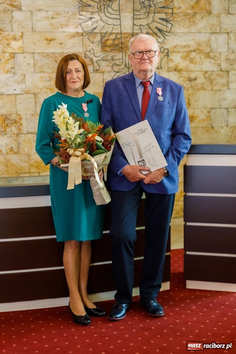 Zdjęcie w galerii na portalu naszraciborz.pl: Najważniejsza jest zgoda. Złote gody w raciborskim USC [FOTO i WIDEO] wiadomości z regionu