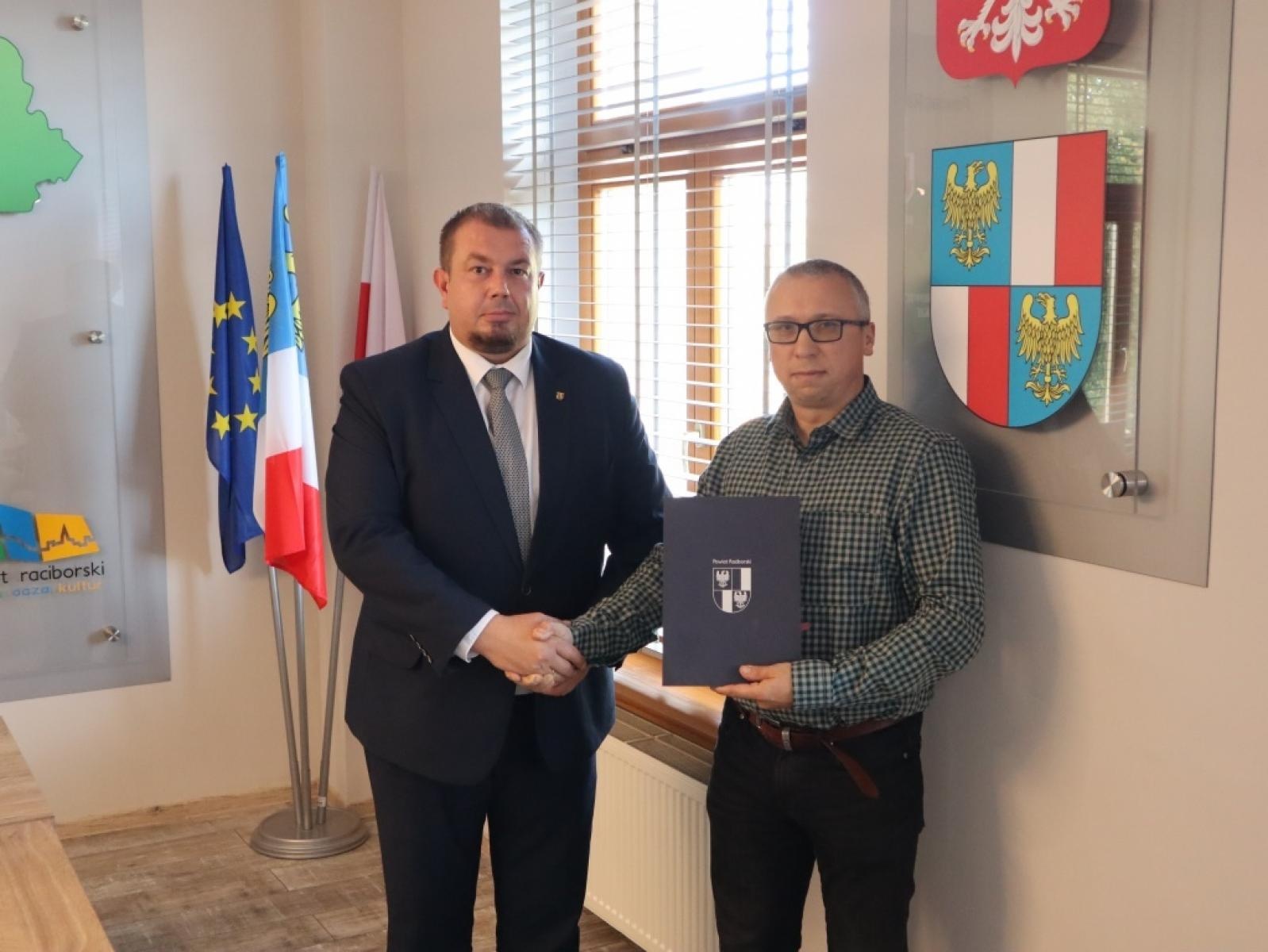 Zdjęcie w galerii na portalu naszraciborz.pl: Rusza remont drogi z Tworkowa do Borucina wiadomości z regionu