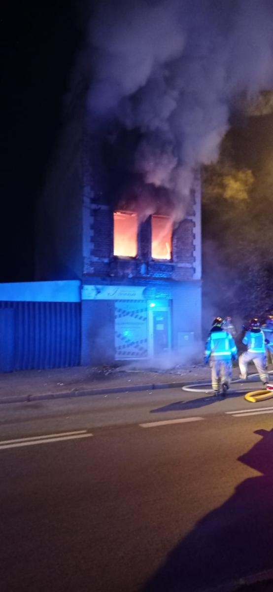 Zdjęcie w galerii na portalu naszraciborz.pl: Nocny pożar kamienicy przy Głubczyckiej. 100 tys. zł strat [FOTO] wiadomości z regionu