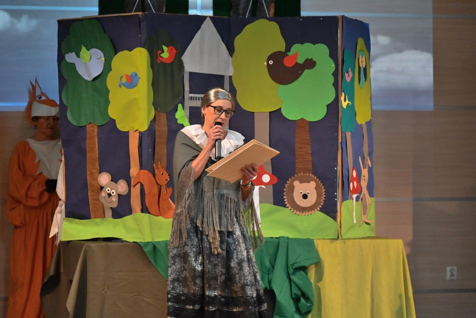 Zdjęcie w galerii na portalu naszraciborz.pl: W Tworkowie kisili kapustę po staremu wiadomości z regionu