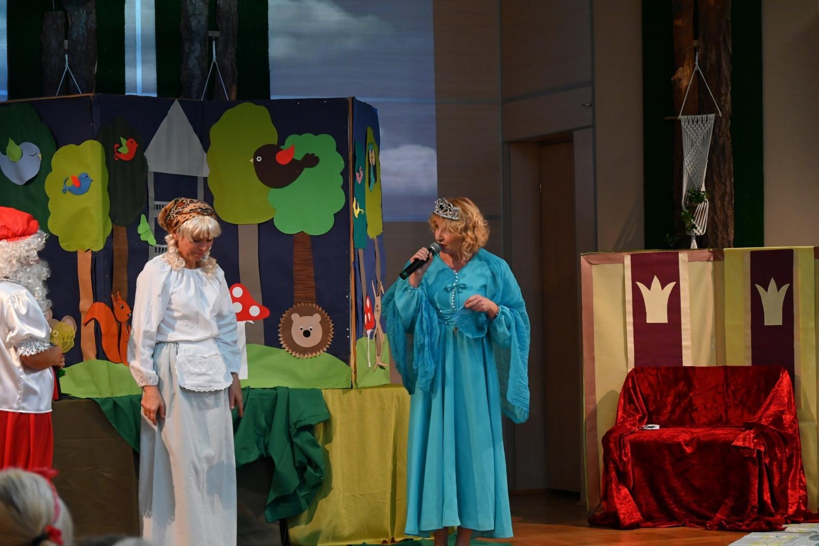 Zdjęcie w galerii na portalu naszraciborz.pl: W Tworkowie kisili kapustę po staremu wiadomości z regionu