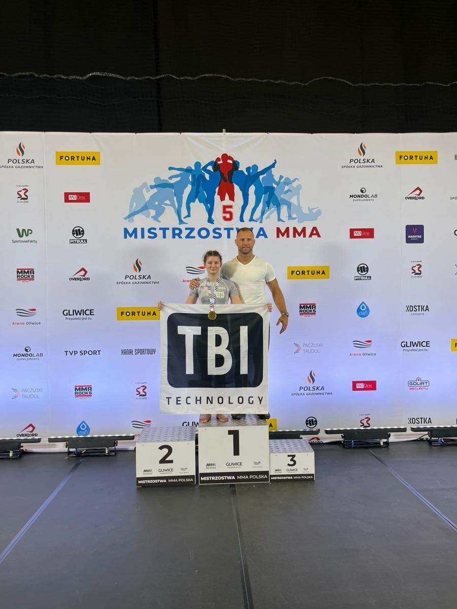 Zdjęcie w galerii na portalu naszraciborz.pl: Ewa Szymik mistrzynią Polski w MMA wiadomości z regionu