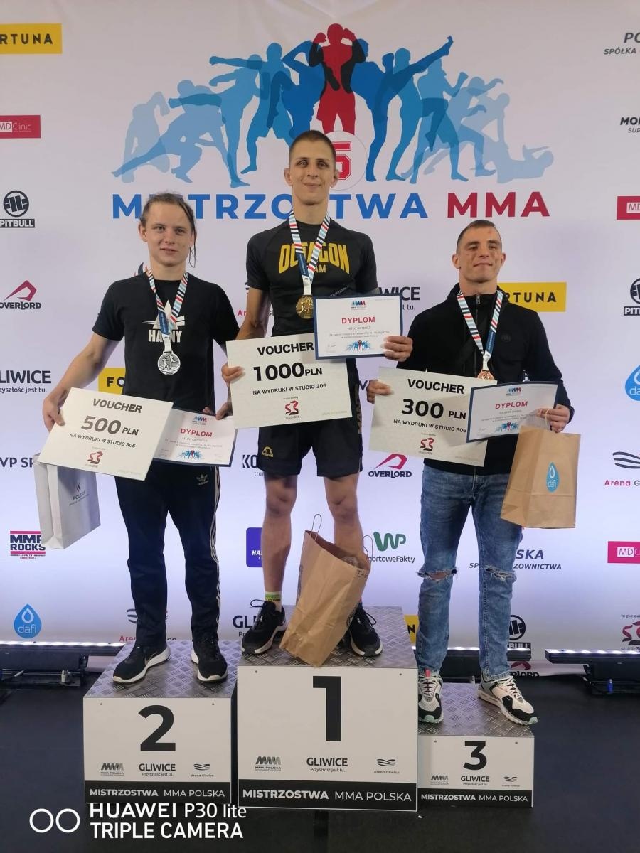 Zdjęcie w galerii na portalu naszraciborz.pl: Łamatorzy na Mistrzostwach Polski MMA wiadomości z regionu