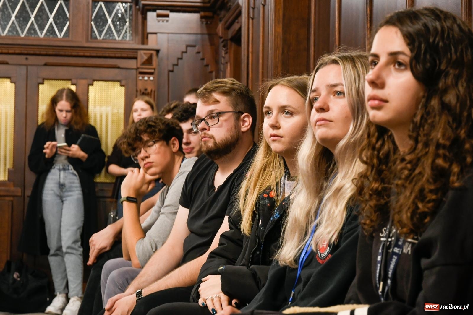 Zdjęcie w galerii na portalu naszraciborz.pl: W sali rozpraw dawnego sądu zainaugurowano historyczny workshop [FOTO i WIDEO] wiadomości z regionu