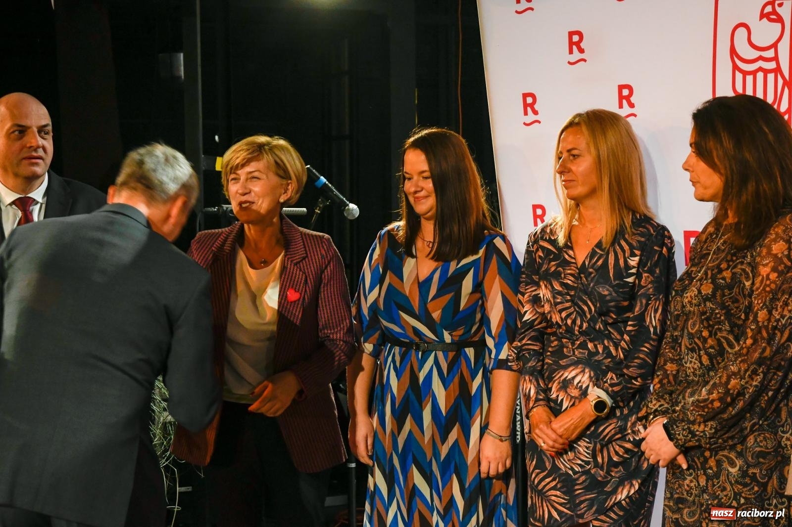 Zdjęcie w galerii na portalu naszraciborz.pl: Miejskie obchody Dnia Edukacji Narodowej i 60. urodziny SP 13 [FOTO i WIDEO] wiadomości z regionu