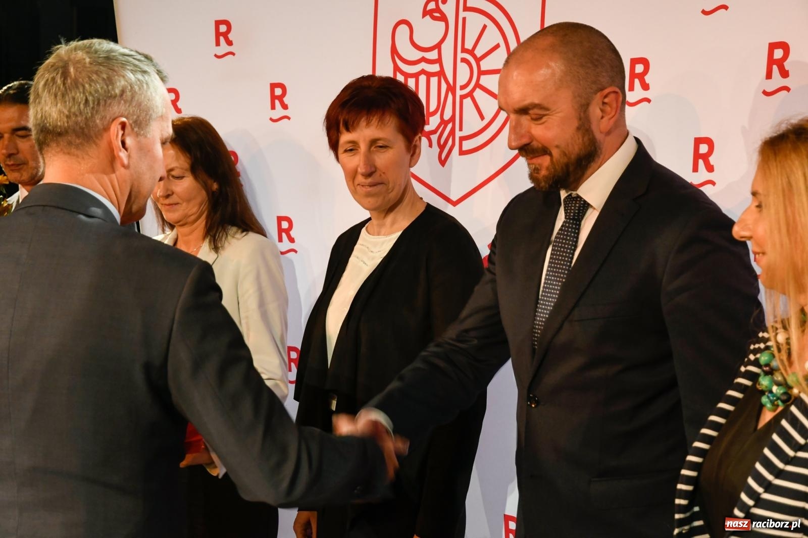 Zdjęcie w galerii na portalu naszraciborz.pl: Miejskie obchody Dnia Edukacji Narodowej i 60. urodziny SP 13 [FOTO i WIDEO] wiadomości z regionu